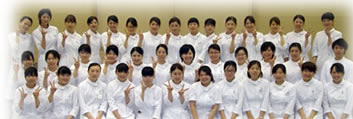 富山県立中央病院看護部　新人看護師